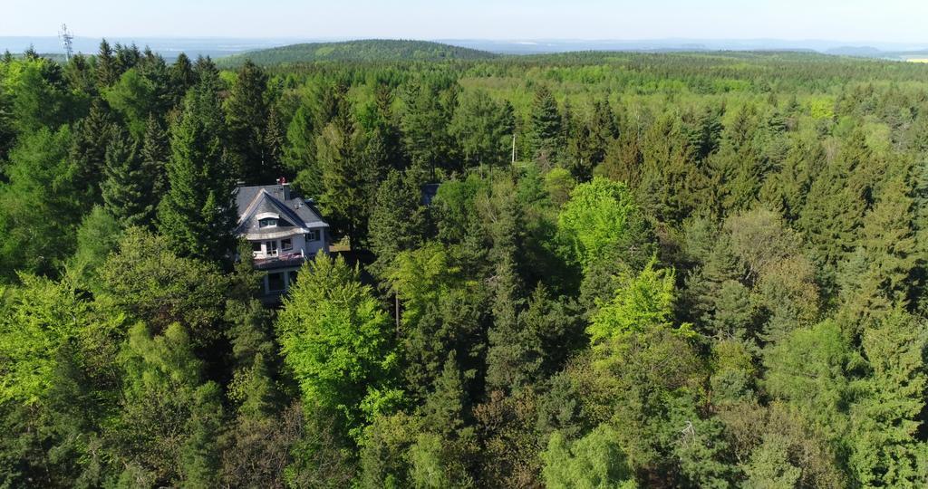 Villa Augustusberg Petrovice  Екстер'єр фото